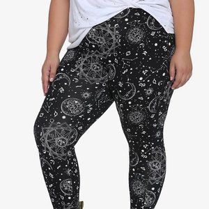Plus size hot topic celestial leggings
